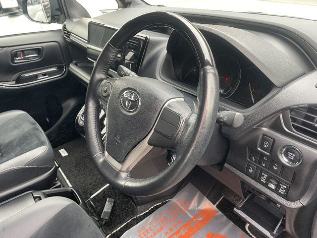 TOYOTA ESQUIRE 2020 Image 31