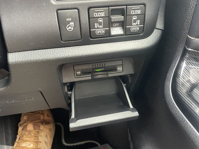 TOYOTA ESQUIRE 2020 Image 31