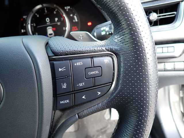 TOYOTA LEXUS UX200 2019 Image 31