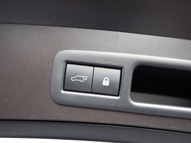 TOYOTA LEXUS UX200 2019 Image 31