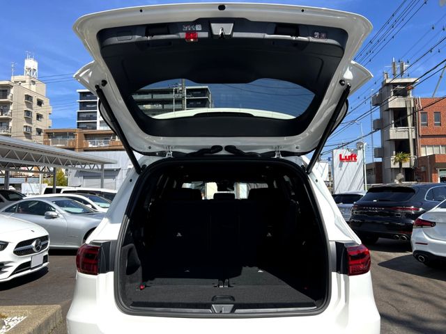 MERCEDES BENZ GLB 2025 Image 31