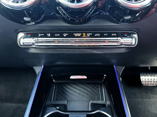 MERCEDES BENZ GLB 2025 Image 31