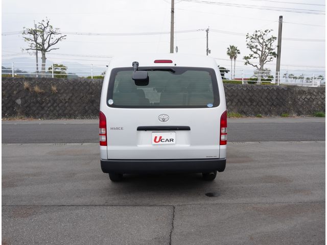 TOYOTA HIACE WAGON 2017 Image 31