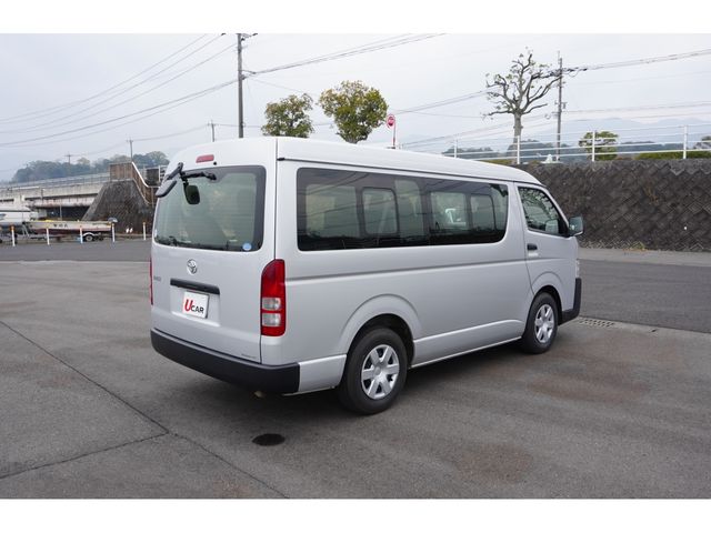 TOYOTA HIACE WAGON 2017 Image 31