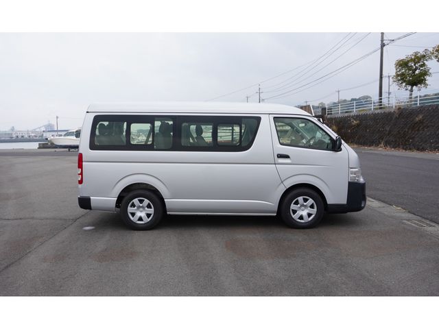 TOYOTA HIACE WAGON 2017 Image 31