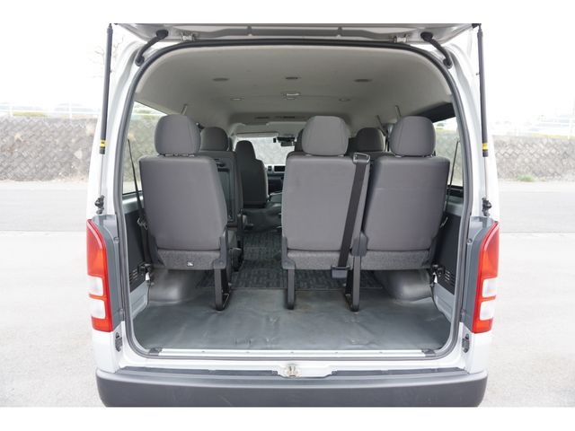 TOYOTA HIACE WAGON 2017 Image 31