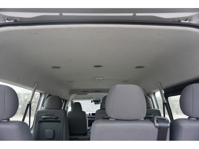 TOYOTA HIACE WAGON 2017 Image 31