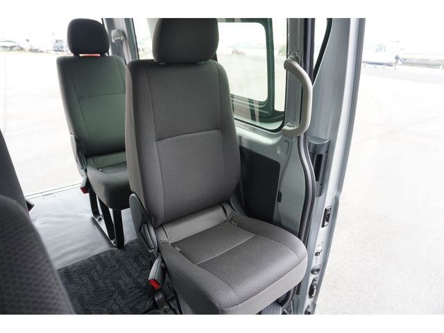 TOYOTA HIACE WAGON 2017 Image 31
