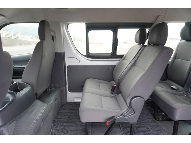 TOYOTA HIACE WAGON 2017 Image 31