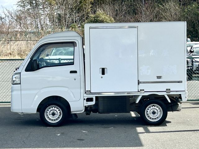 DAIHATSU HIJET TRUCK 2015 Image 31