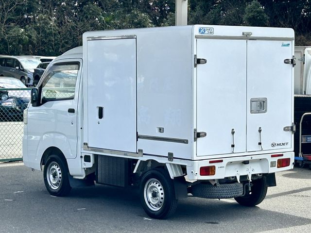 DAIHATSU HIJET TRUCK 2015 Image 31