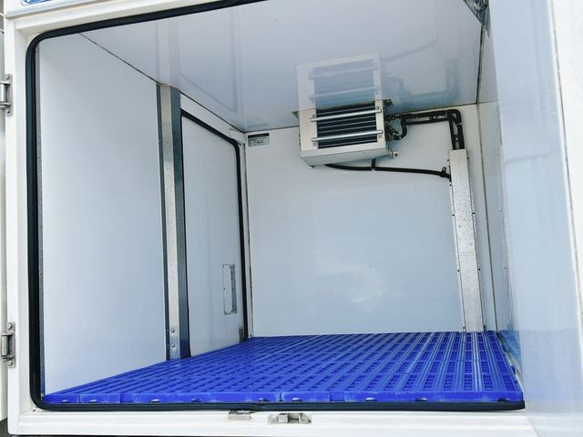 DAIHATSU HIJET TRUCK 2015 Image 31