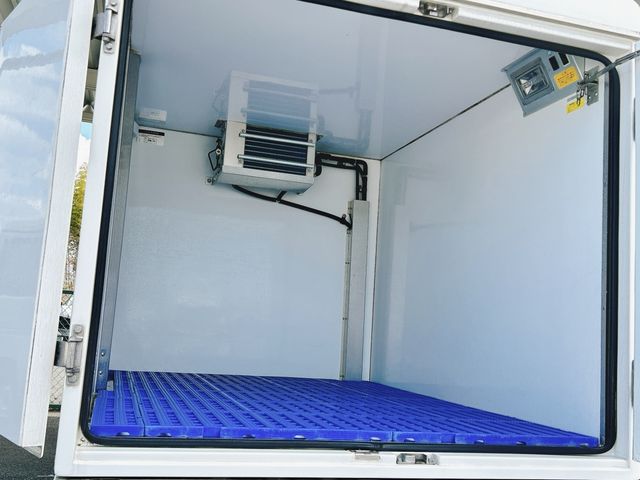 DAIHATSU HIJET TRUCK 2015 Image 31