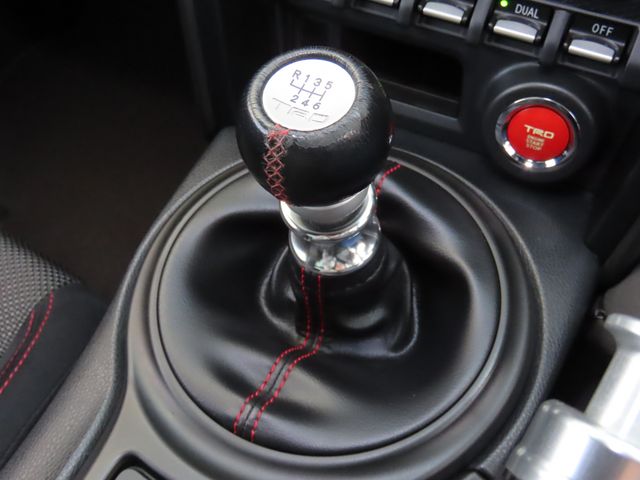 TOYOTA 86 2015 Image 31