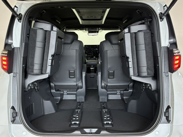 TOYOTA ALPHARD HYBRID 2026 Image 31