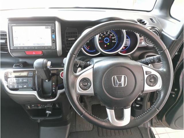 HONDA N BOX CUSTOM 2017 Image 31