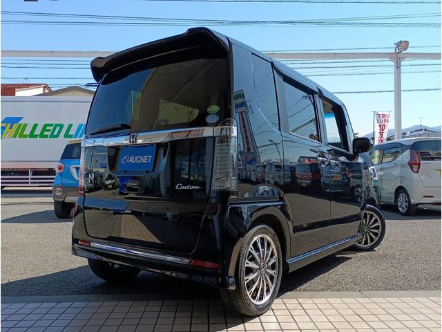 HONDA N BOX CUSTOM 2017 Image 31