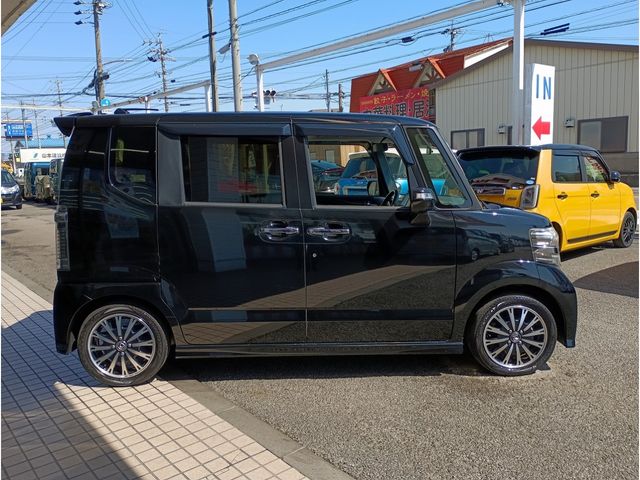 HONDA N BOX CUSTOM 2017 Image 31