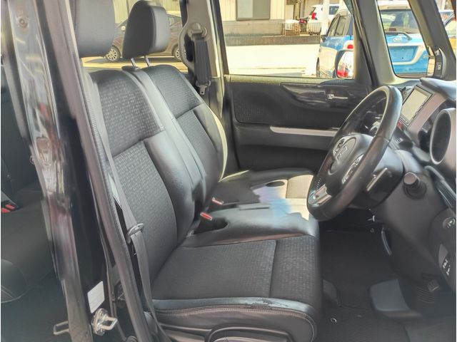 HONDA N BOX CUSTOM 2017 Image 31