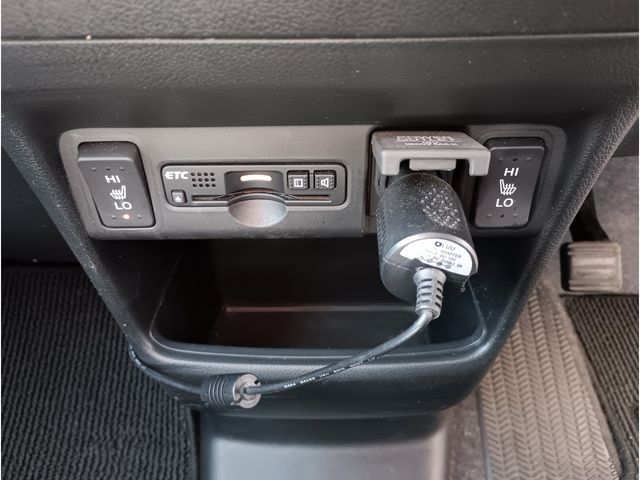 HONDA N BOX CUSTOM 2017 Image 31