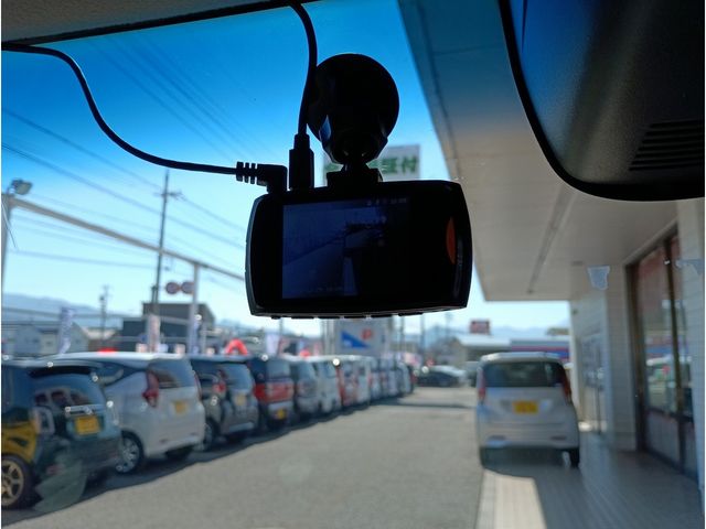 HONDA N BOX CUSTOM 2017 Image 31