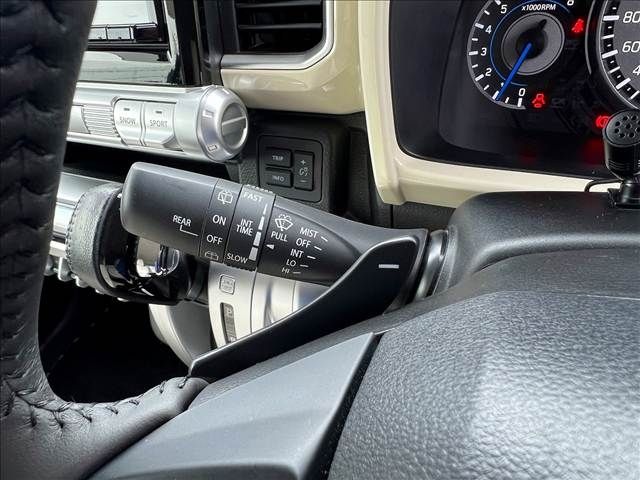 SUZUKI XBEE 4WD 2018 Image 31