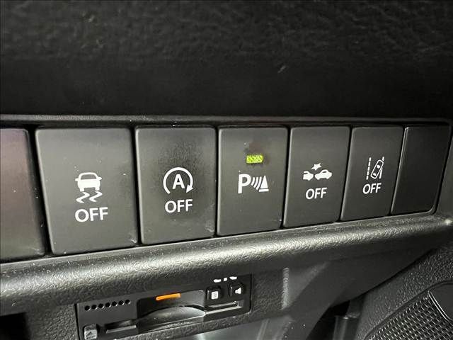 SUZUKI XBEE 4WD 2018 Image 31