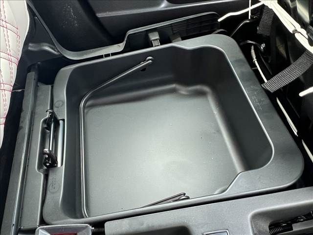 SUZUKI XBEE 4WD 2018 Image 31