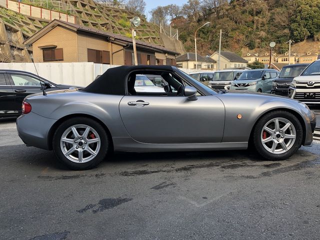 MAZDA ROADSTER 2011 Image 31