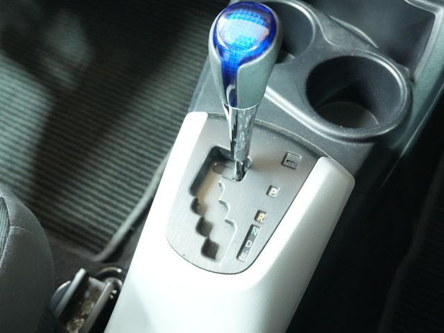 TOYOTA AQUA 2014 Image 31