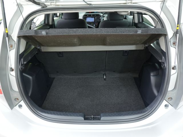 TOYOTA AQUA 2014 Image 31