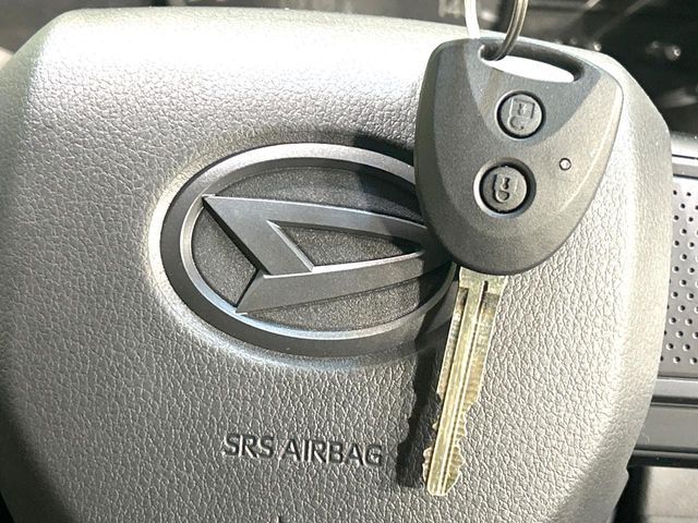 DAIHATSU HIJET CARGO 2025 Image 31