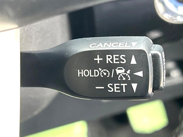 TOYOTA PRIUS 2018 Image 31