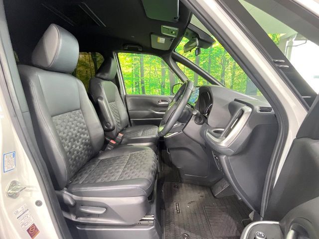 TOYOTA VOXY 2023 Image 31