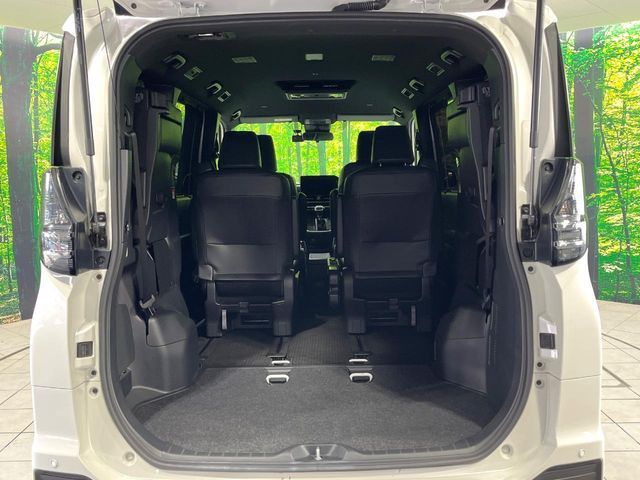 TOYOTA VOXY 2023 Image 31