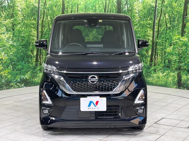 NISSAN ROOX 2023 Image 31