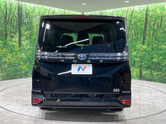 TOYOTA VOXY HYBRID 2024 Image 31