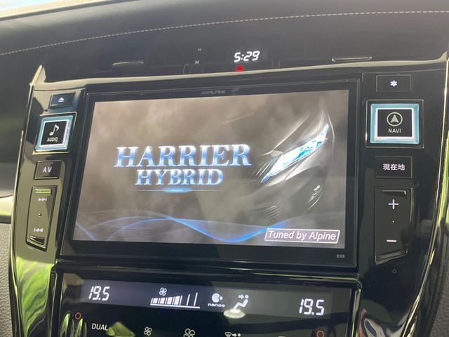 TOYOTA HARRIER HYBRID 2015 Image 31