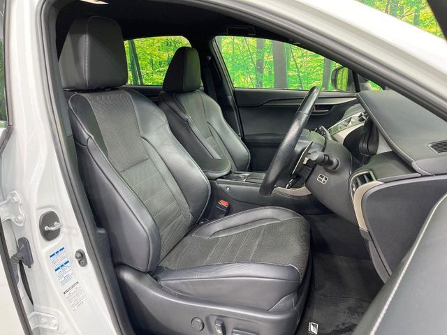 TOYOTA LEXUS NX300H AWD 2019 Image 31