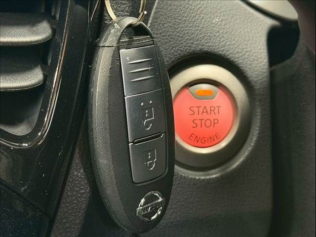 NISSAN JUKE 2017 Image 31