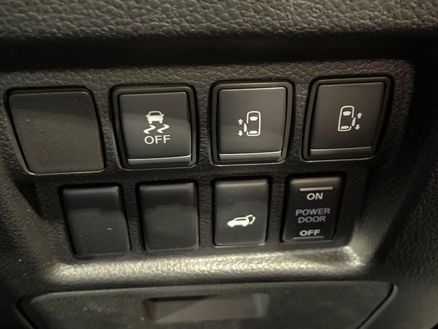 NISSAN ELGRAND 2021 Image 31