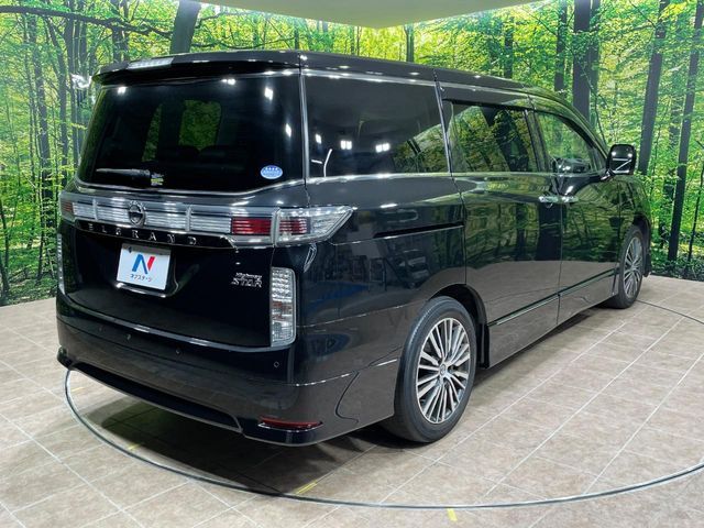 NISSAN ELGRAND 2021 Image 31