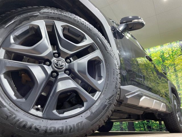 TOYOTA RAV4 HYBRID 4WD 2023 Image 31