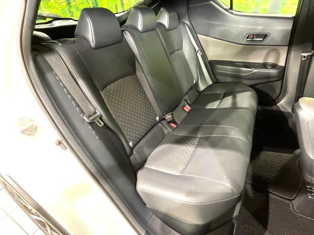 TOYOTA C-HR 2019 Image 31