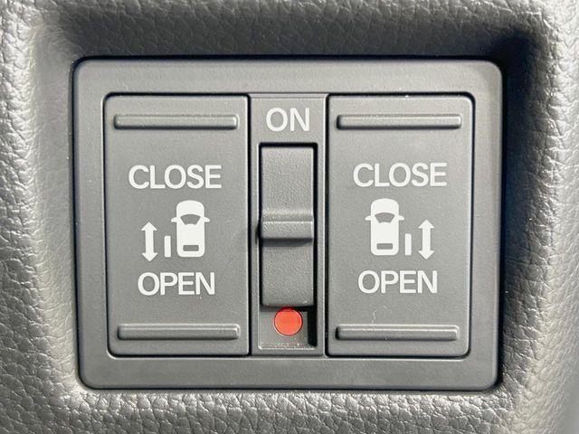 HONDA N BOX CUSTOM 2022 Image 31