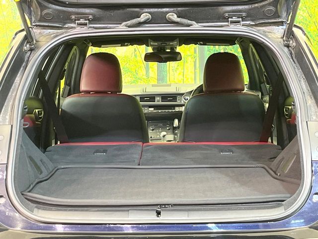 TOYOTA LEXUS CT200H 2015 Image 31