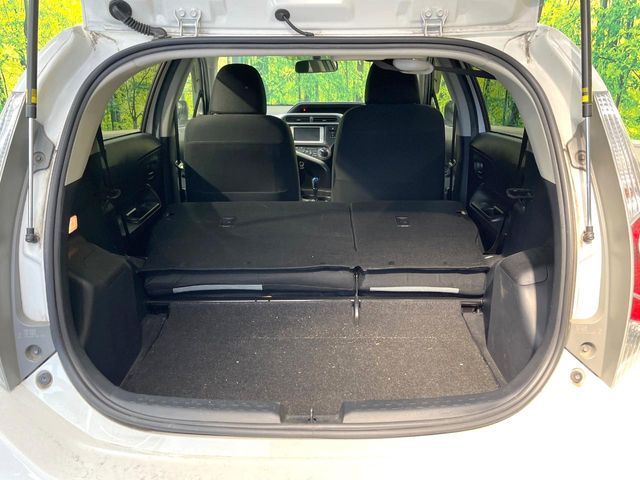 TOYOTA AQUA 2013 Image 31