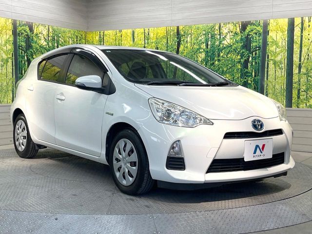 TOYOTA AQUA 2013 Image 31