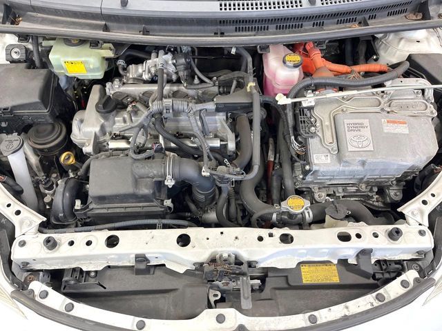 TOYOTA AQUA 2013 Image 31