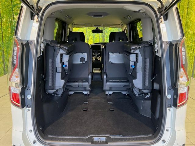 NISSAN SERENA  WG 2022 Image 31